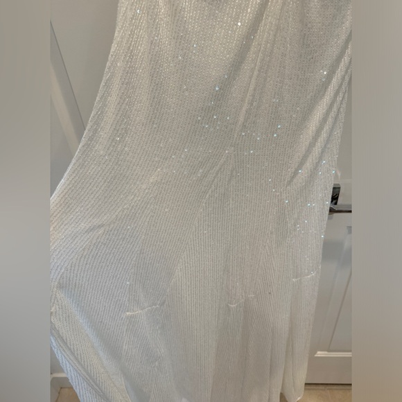 Mac Duggal. *read description* size 8 (new with flaws) - Picture 8 of 16